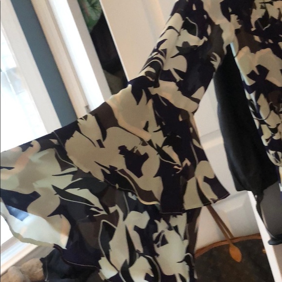 Parker floral romper - Picture 3 of 3